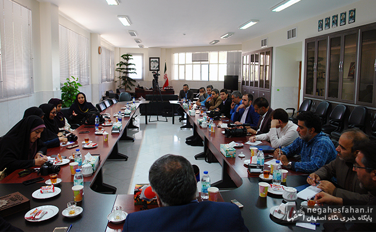 نشست صمیمی فرماندار شهرستان با اصحاب رسانه