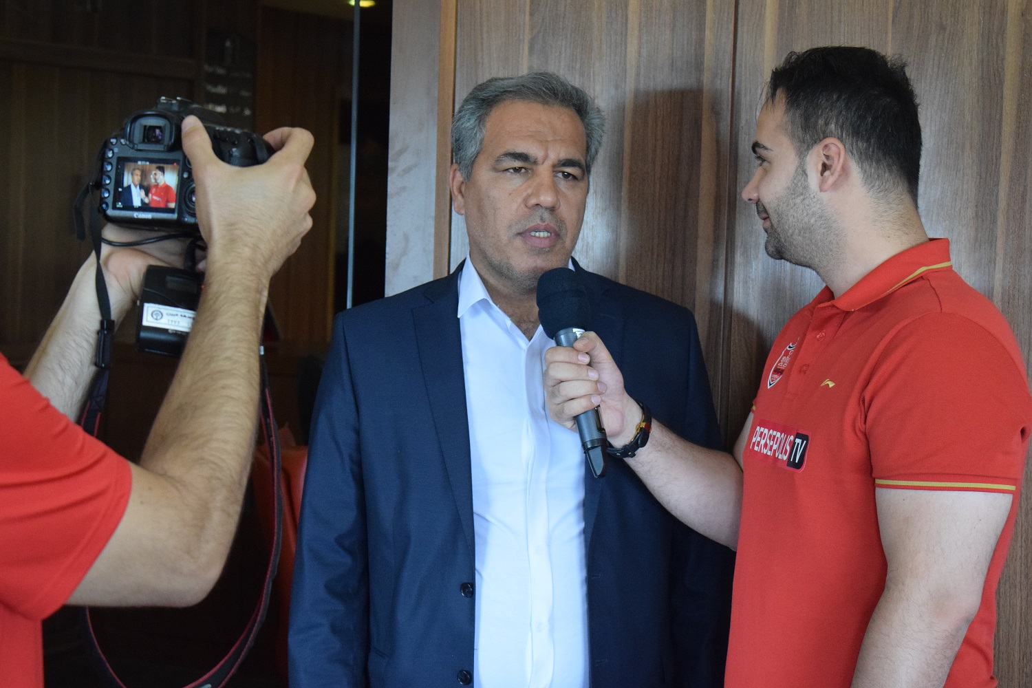 عکس های اقامت کاروان پرسپولیس در هتل اطلس شاهین شهر